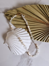 Lade das Bild in den Galerie-Viewer, Cristallo Pearls Necklace