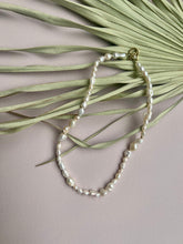 Lade das Bild in den Galerie-Viewer, Amazing Pearls Necklace