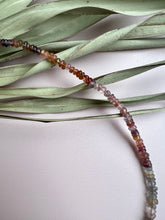 Lade das Bild in den Galerie-Viewer, Aurora Gemstone Necklace