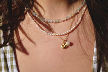 Lade das Bild in den Galerie-Viewer, Serenity Gemstone choker