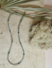 Lade das Bild in den Galerie-Viewer, Ocean Blue Gemstone Necklace