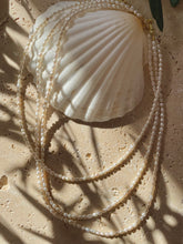 Lade das Bild in den Galerie-Viewer, Baby Pearl Choker