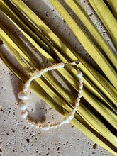 Lade das Bild in den Galerie-Viewer, Amazing Pearls Armband