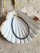 Lade das Bild in den Galerie-Viewer, WISDOM - gemstone bracelet