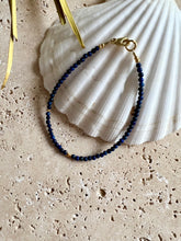 Lade das Bild in den Galerie-Viewer, WISDOM - gemstone bracelet
