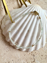 Lade das Bild in den Galerie-Viewer, HOPE - gemstone bracelet