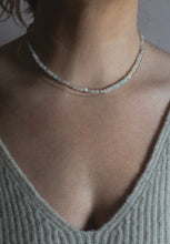 Lade das Bild in den Galerie-Viewer, Serenity Gemstone choker