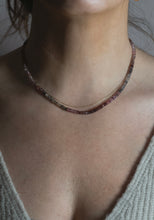 Lade das Bild in den Galerie-Viewer, Aurora Gemstone Necklace