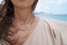 Lade das Bild in den Galerie-Viewer, White Pebble Kette