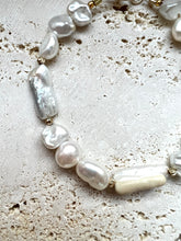 Lade das Bild in den Galerie-Viewer, Dazzling Pearls Armband