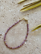 Lade das Bild in den Galerie-Viewer, CALM - gemstone bracelet
